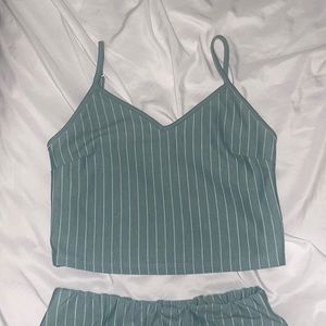 2 PIECE MATCHING SET